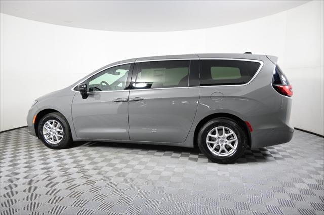 new 2025 Chrysler Pacifica car, priced at $39,999