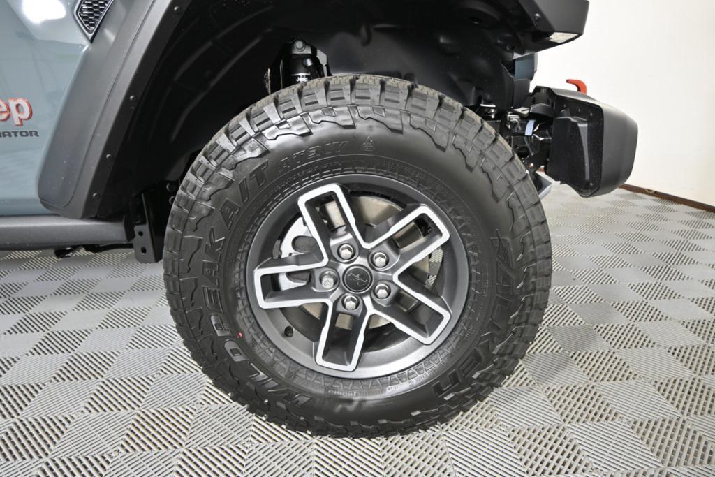 new 2025 Jeep Gladiator car, priced at $48,499