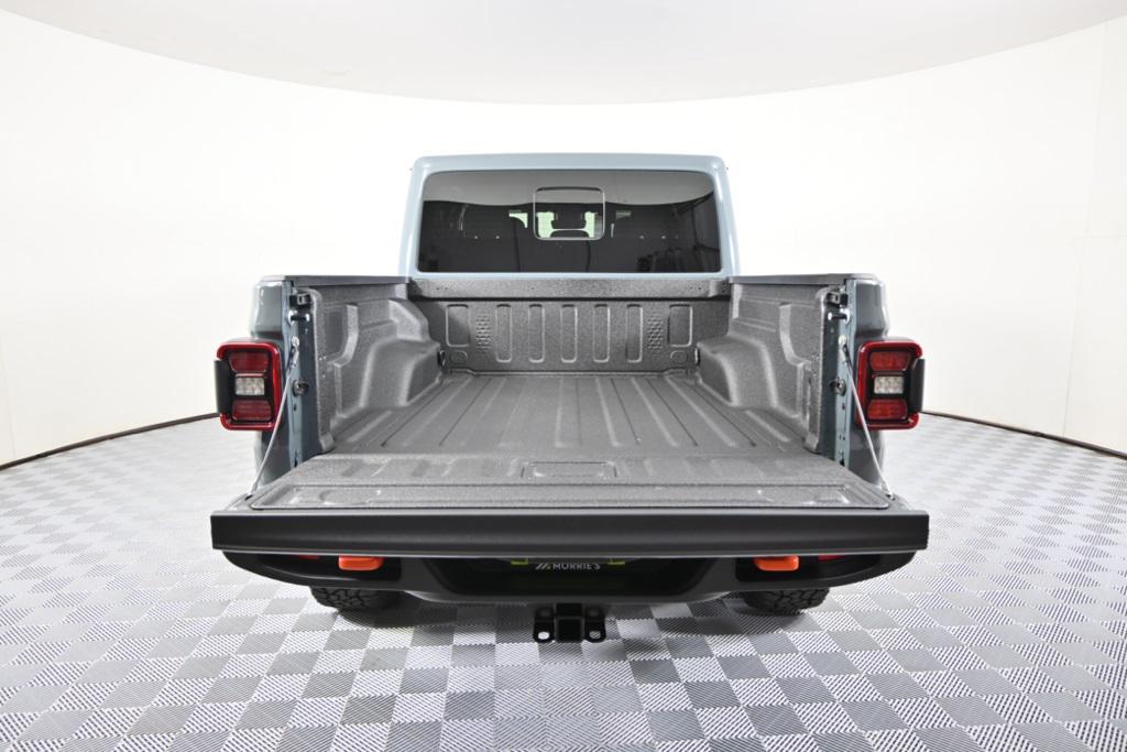 new 2025 Jeep Gladiator car, priced at $48,499