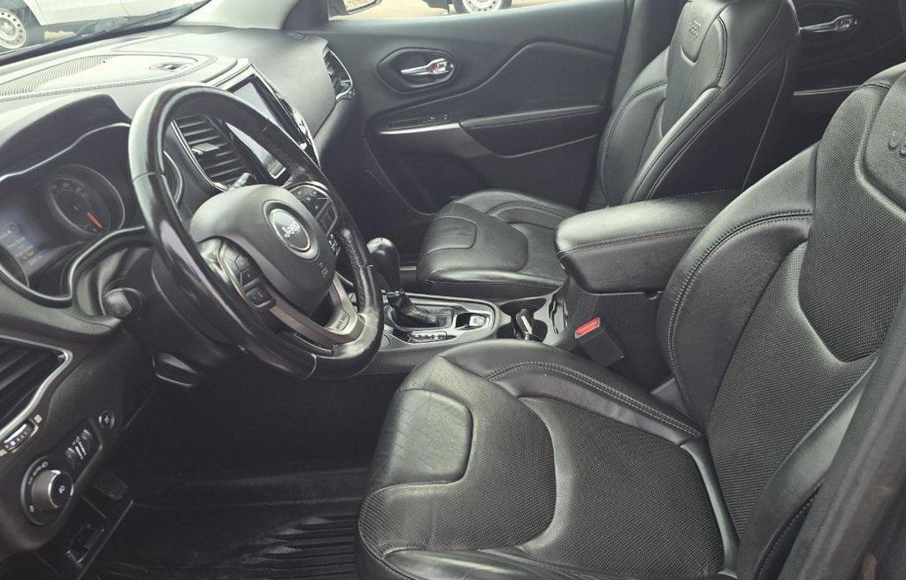 used 2021 Jeep Cherokee car, priced at $24,490