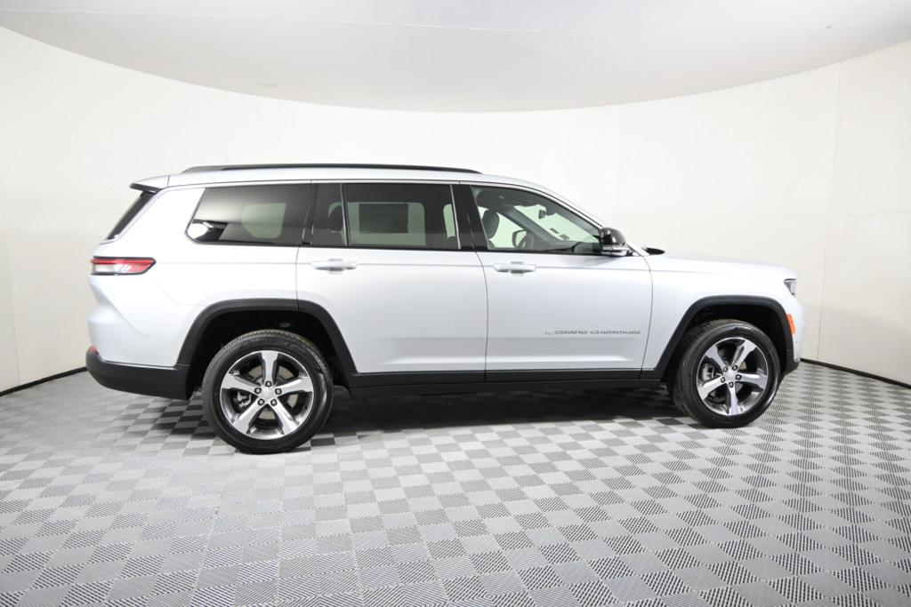 new 2025 Jeep Grand Cherokee L car, priced at $51,472