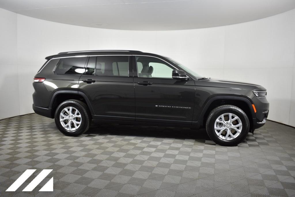 new 2024 Jeep Grand Cherokee L car, priced at $45,499