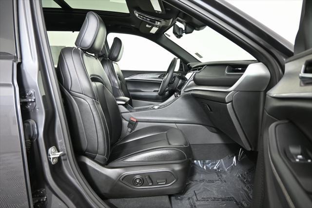 used 2024 Jeep Grand Cherokee L car, priced at $34,999