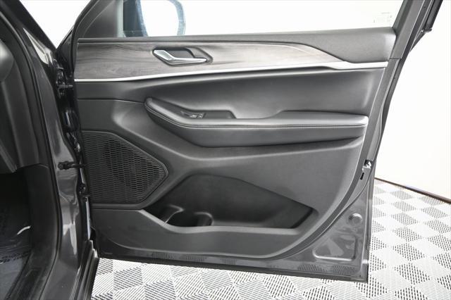 used 2024 Jeep Grand Cherokee L car, priced at $34,999