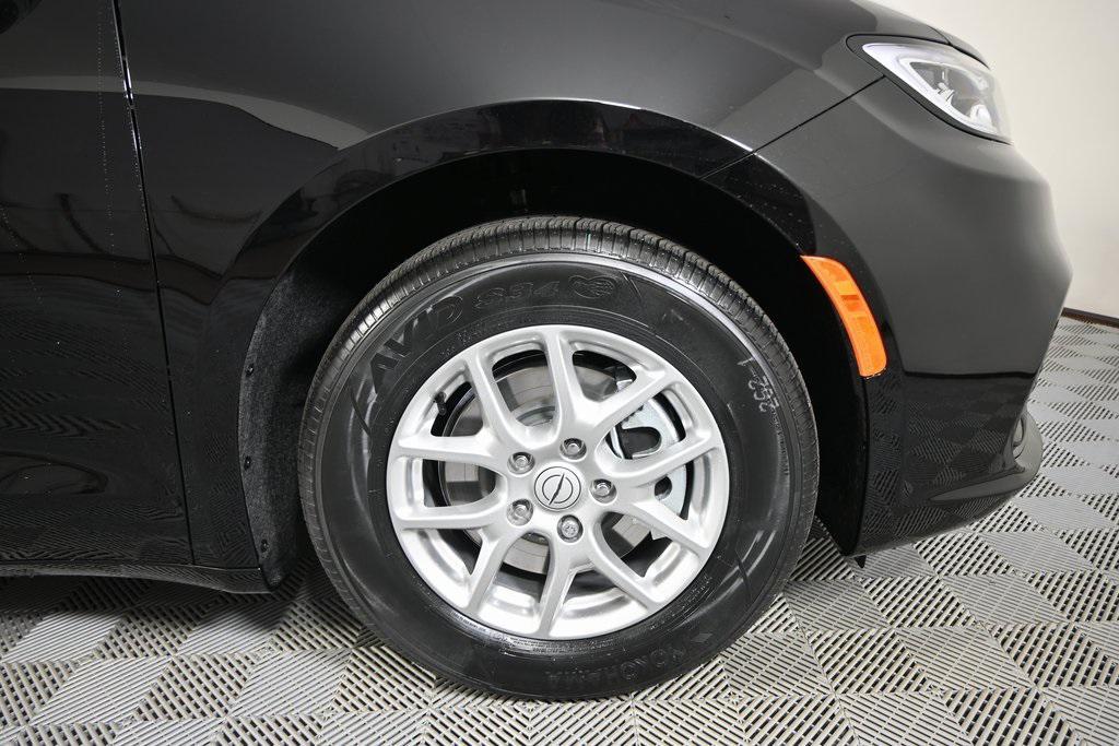 new 2026 Chrysler Pacifica car, priced at $45,640