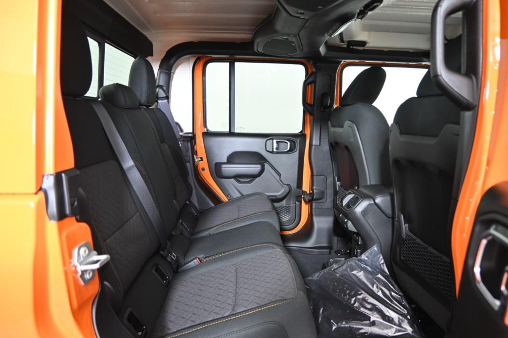 new 2025 Jeep Gladiator car, priced at $50,999