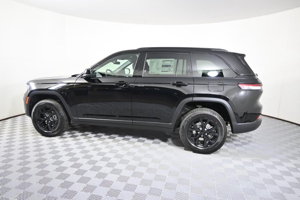 new 2025 Jeep Grand Cherokee car, priced at $39,499