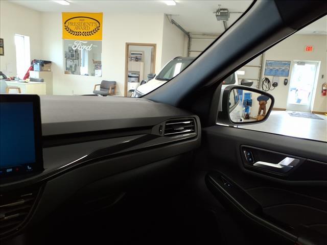 new 2026 Ford Escape car, priced at $39,925