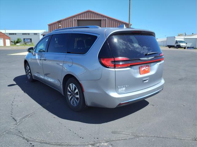 used 2021 Chrysler Pacifica car, priced at $24,716