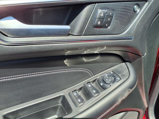 used 2023 Ford Edge car, priced at $35,237