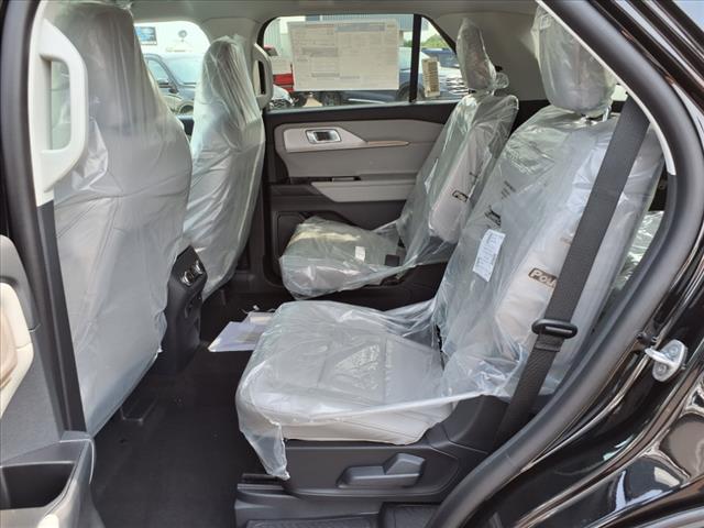 new 2025 Ford Explorer car, priced at $48,430