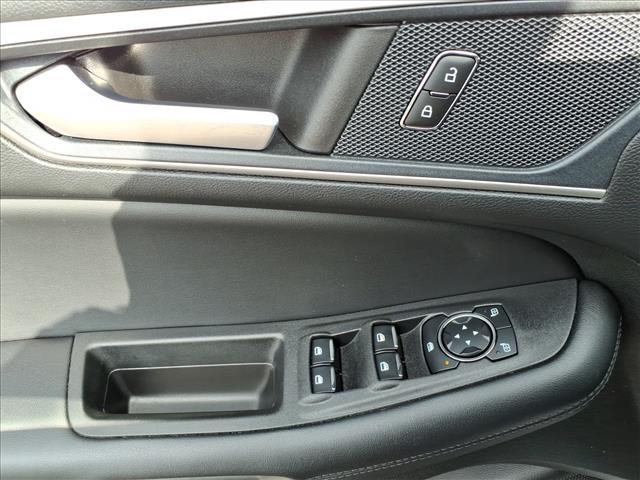 used 2023 Ford Edge car, priced at $36,377