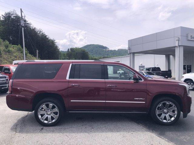 used 2017 GMC Yukon XL car, priced at $27,948