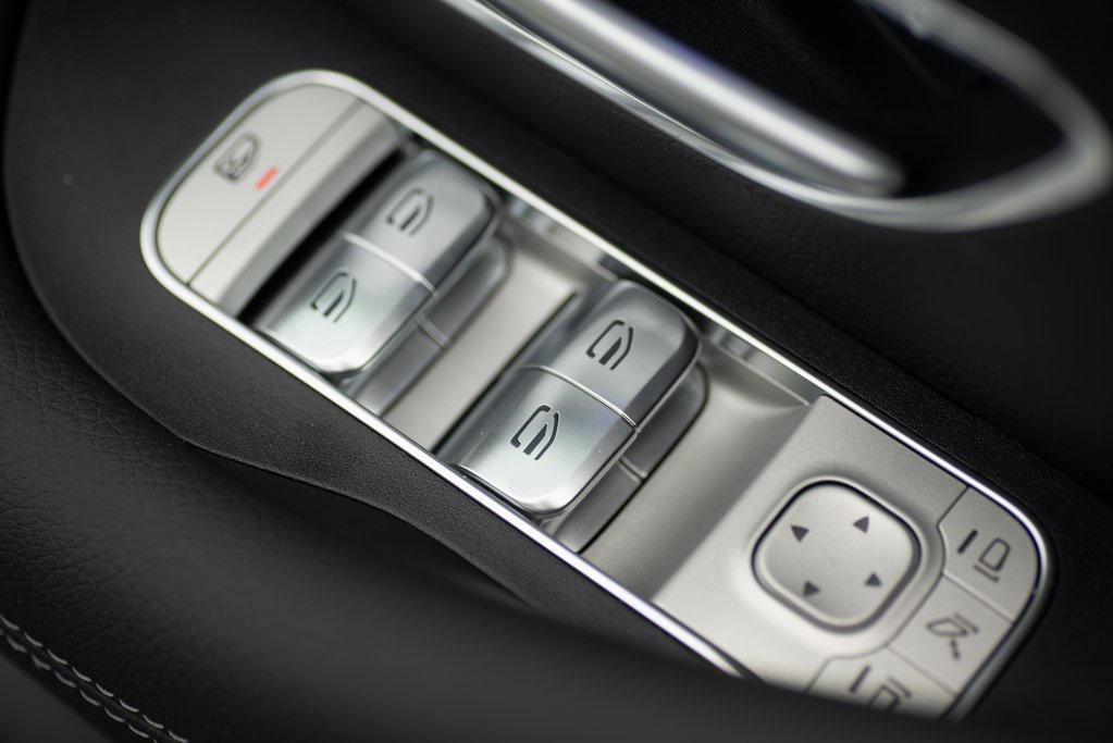 used 2025 Mercedes-Benz GLE 350 car, priced at $70,485