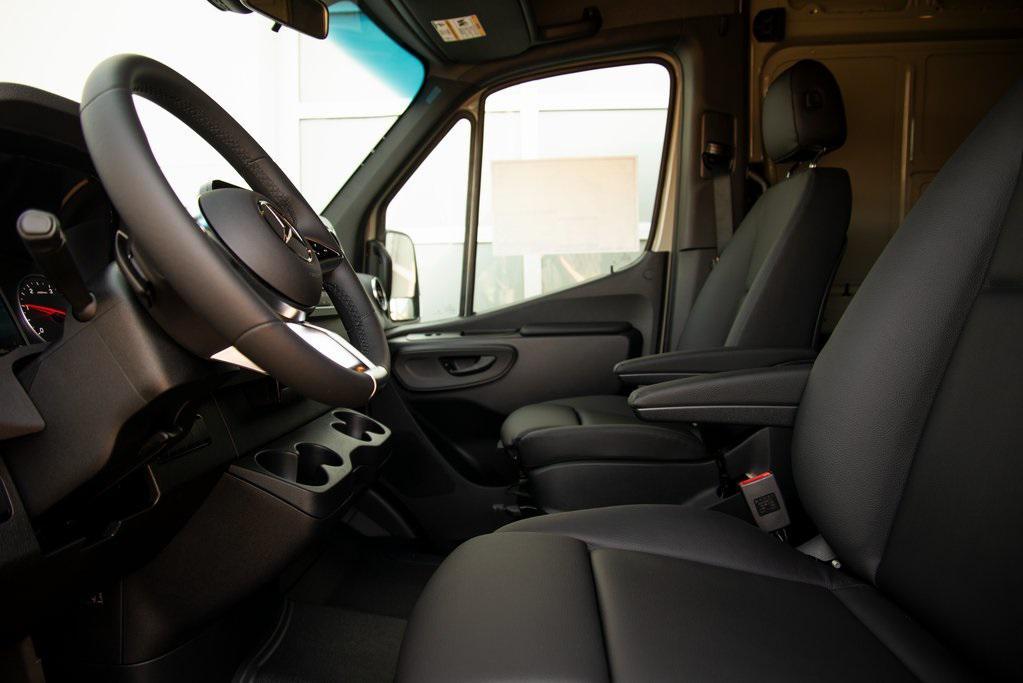 new 2025 Mercedes-Benz Sprinter 2500 car, priced at $78,952