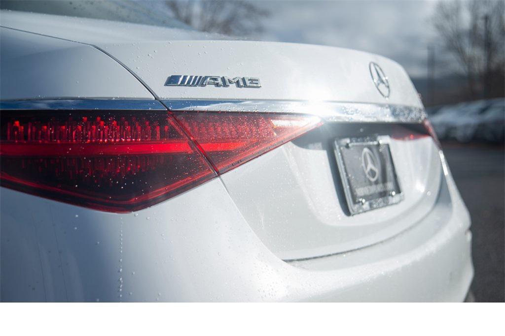 new 2025 Mercedes-Benz AMG S 63 E car, priced at $205,650