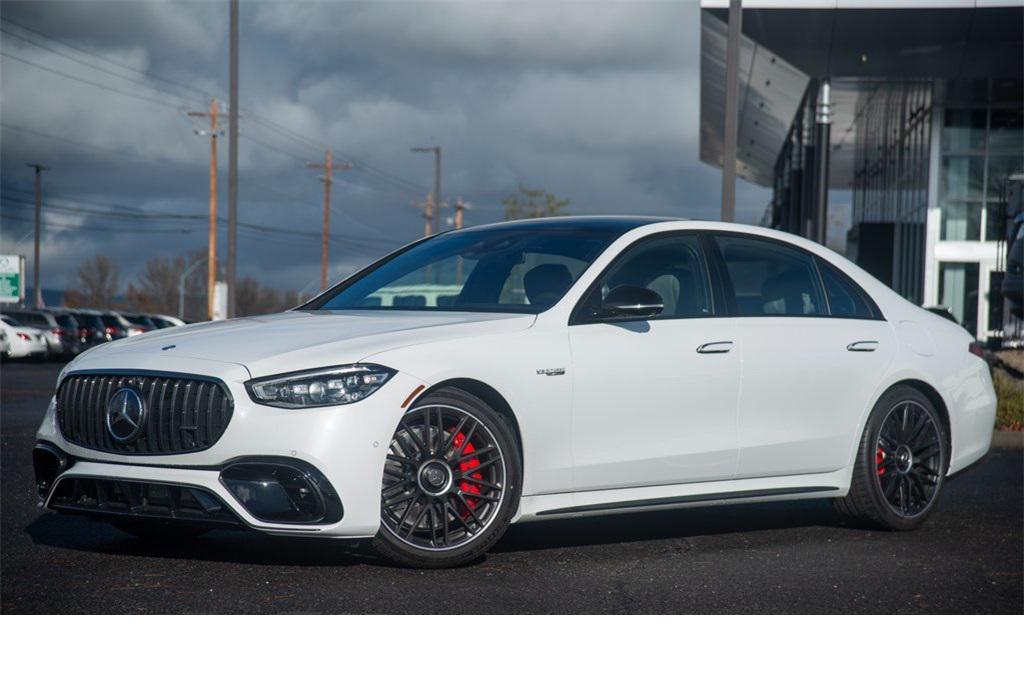 new 2025 Mercedes-Benz AMG S 63 E car, priced at $205,650