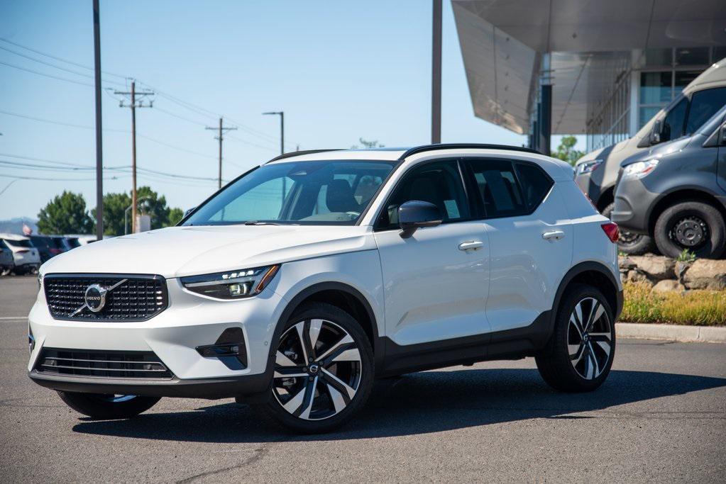 used 2024 Volvo XC40 car, priced at $36,649