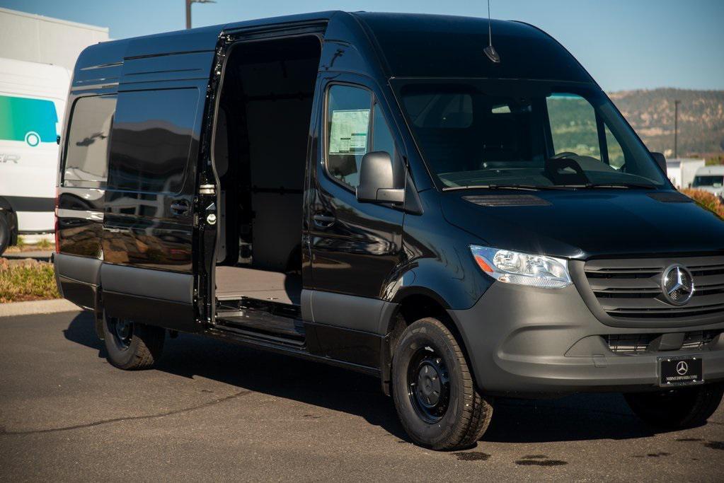 new 2025 Mercedes-Benz Sprinter 2500 car, priced at $65,557