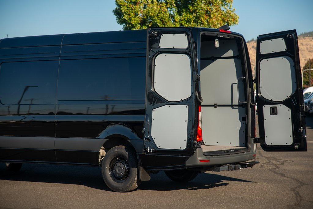 new 2025 Mercedes-Benz Sprinter 2500 car, priced at $65,557