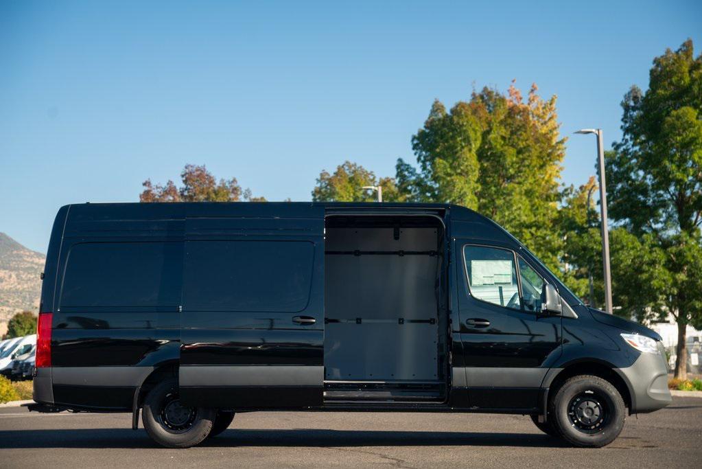 new 2025 Mercedes-Benz Sprinter 2500 car, priced at $65,557