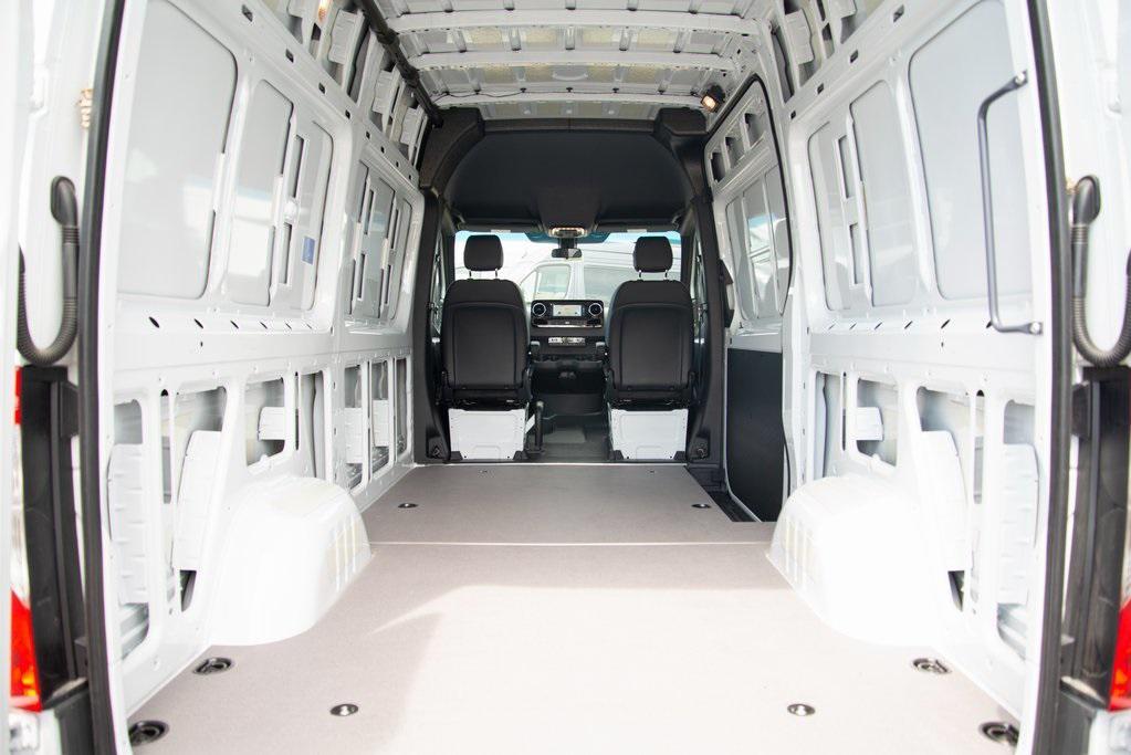 new 2025 Mercedes-Benz Sprinter 2500 car, priced at $71,925