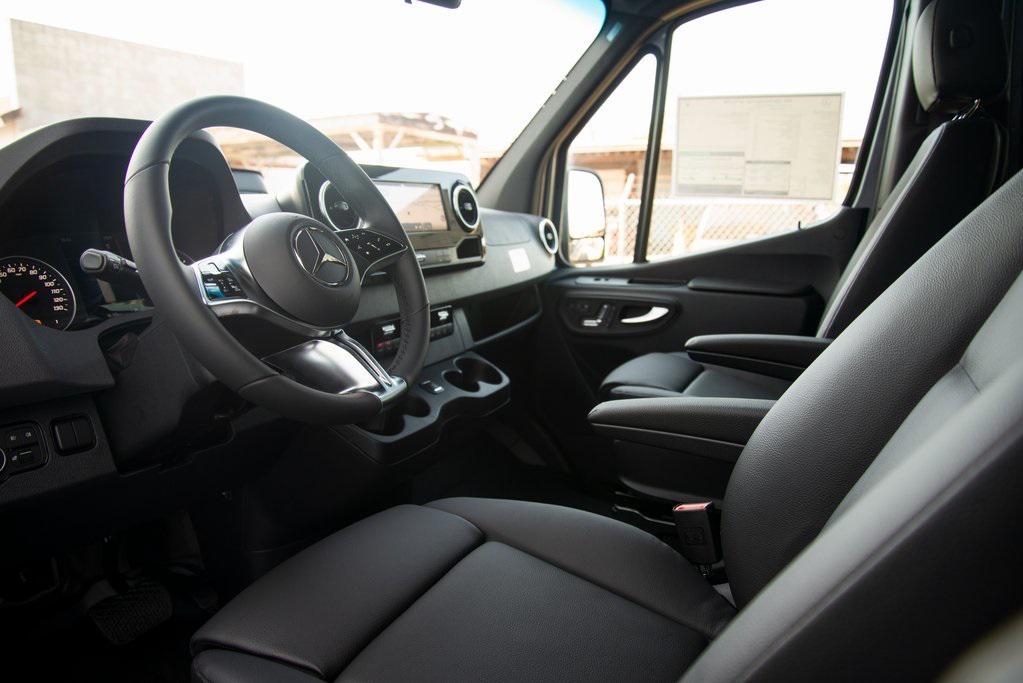 new 2025 Mercedes-Benz Sprinter 2500 car, priced at $85,078