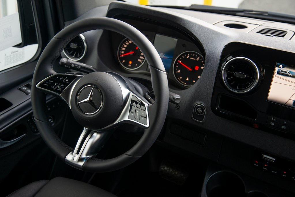new 2025 Mercedes-Benz Sprinter 2500 car, priced at $85,078