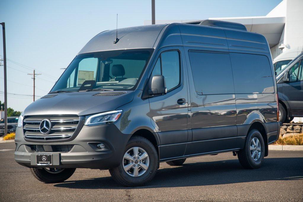new 2025 Mercedes-Benz Sprinter 2500 car, priced at $85,078