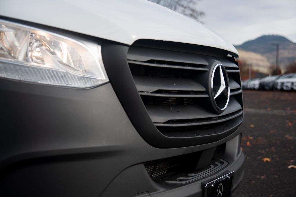 new 2025 Mercedes-Benz Sprinter 2500 car, priced at $63,429