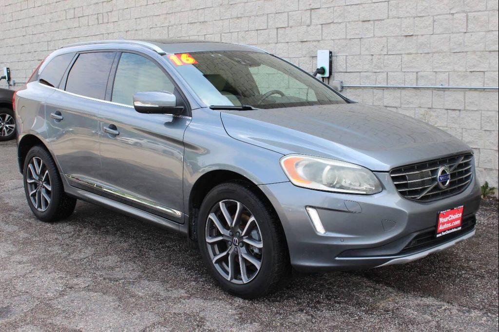 used 2016 Volvo XC60 car, priced at $13,621