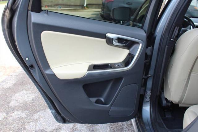 used 2016 Volvo XC60 car, priced at $13,999