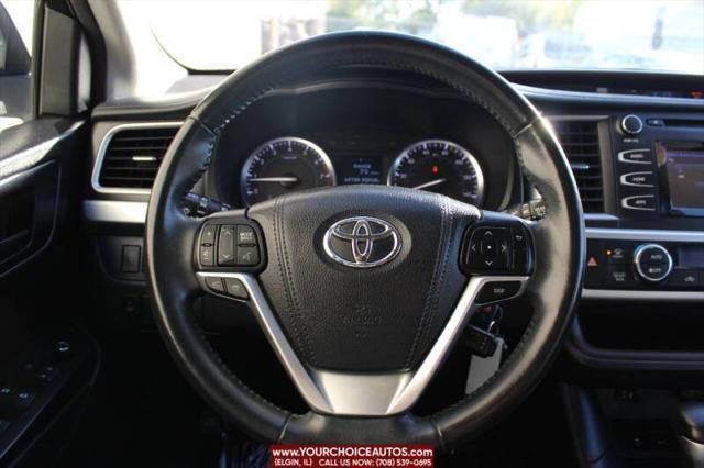 used 2015 Toyota Highlander car, priced at $15,999