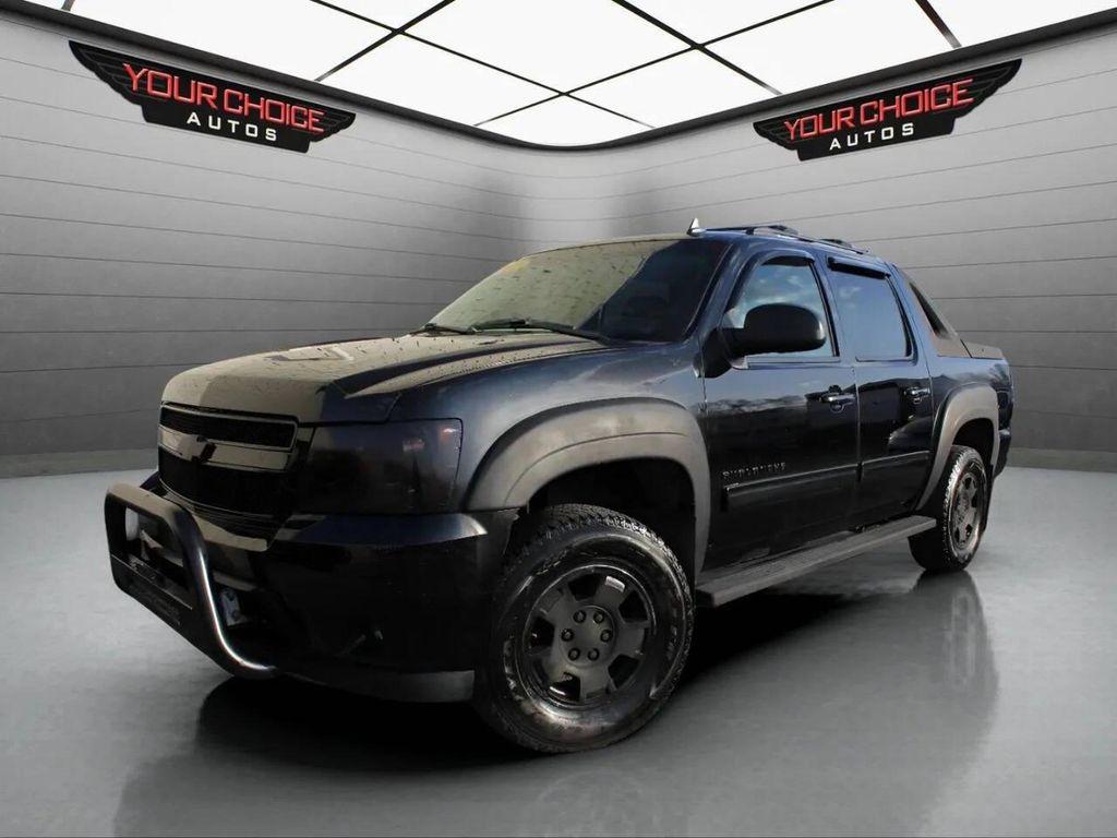 used 2011 Chevrolet Avalanche car, priced at $9,320