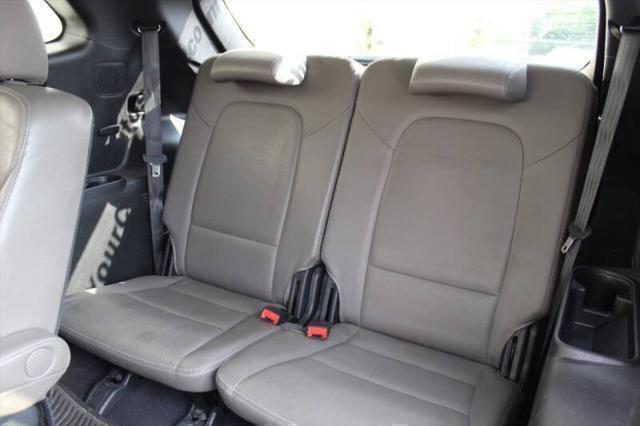 used 2017 Hyundai Santa Fe car, priced at $12,499