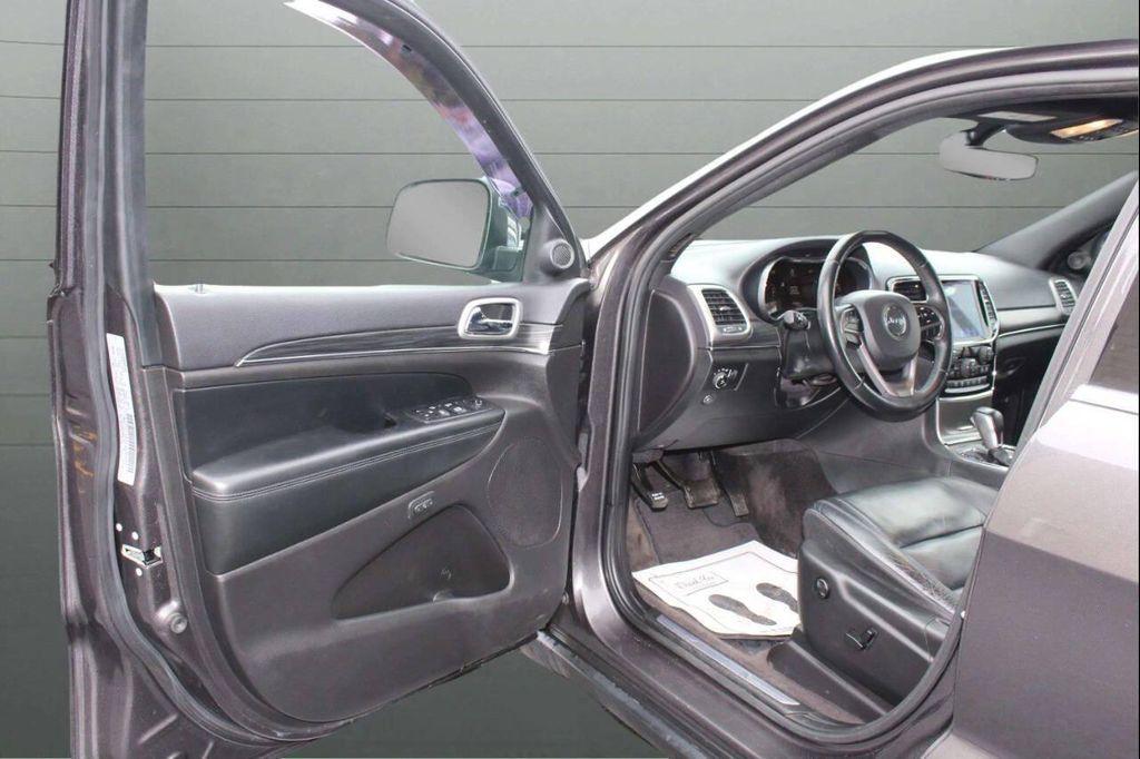 used 2019 Jeep Grand Cherokee car, priced at $15,999