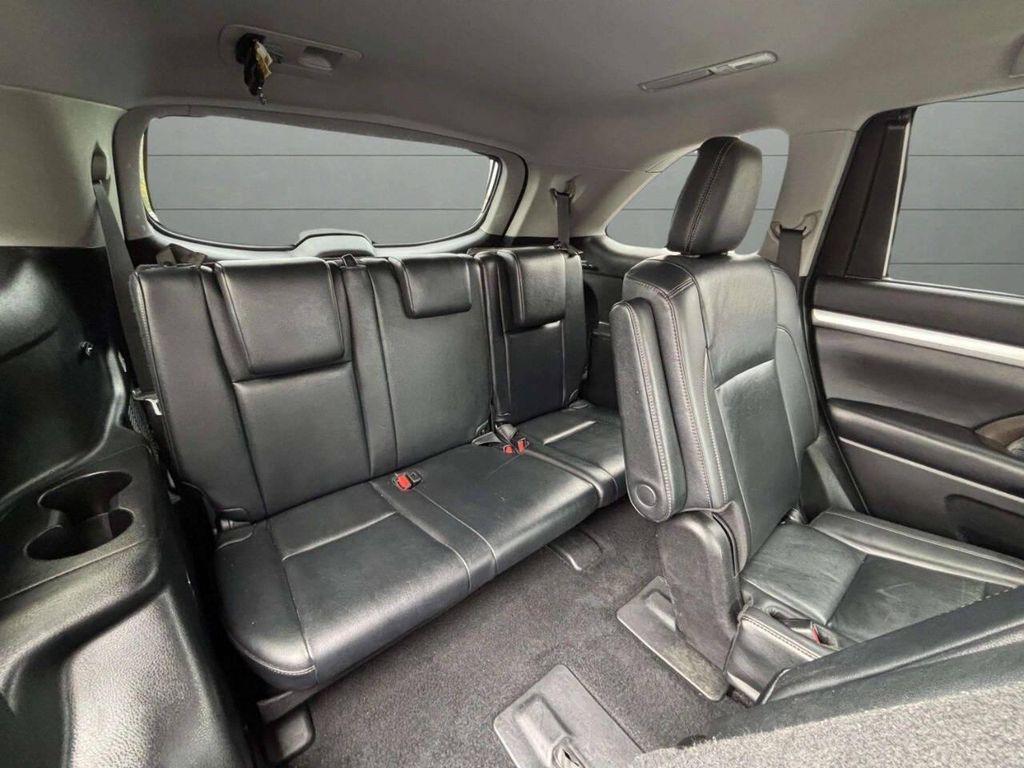used 2019 Toyota Highlander car, priced at $20,999