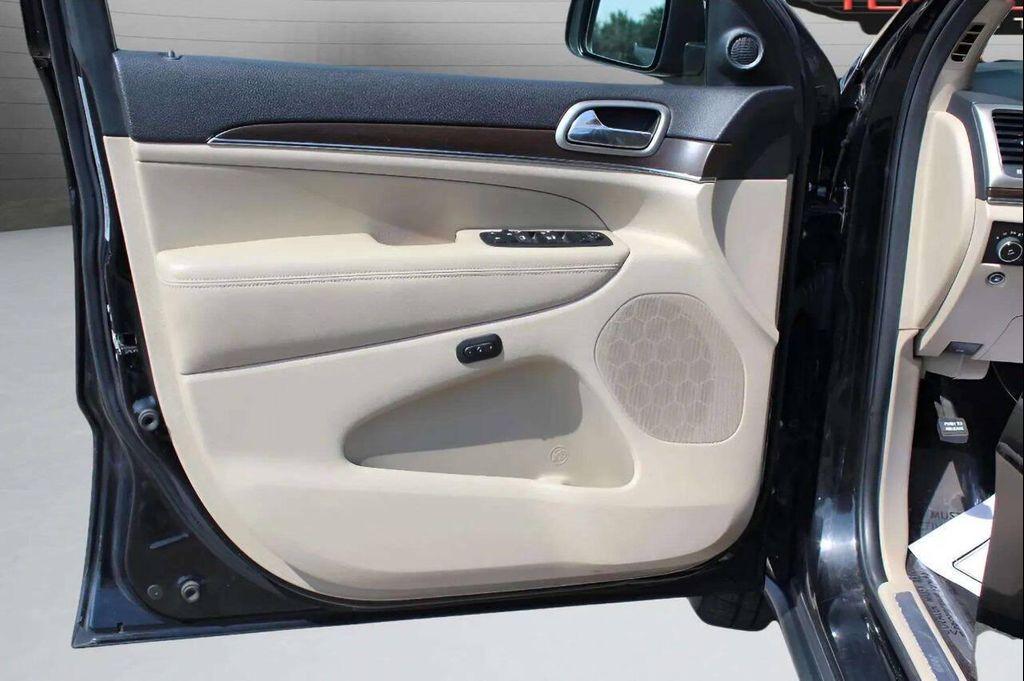 used 2017 Jeep Grand Cherokee car, priced at $12,999
