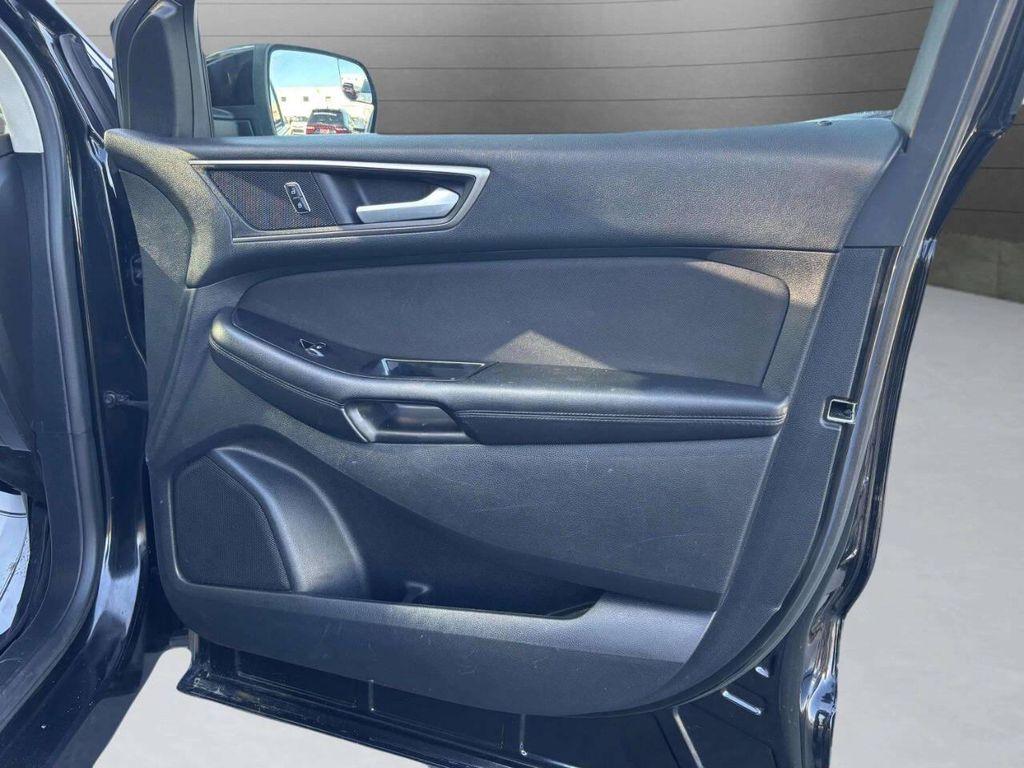 used 2015 Ford Edge car, priced at $13,999