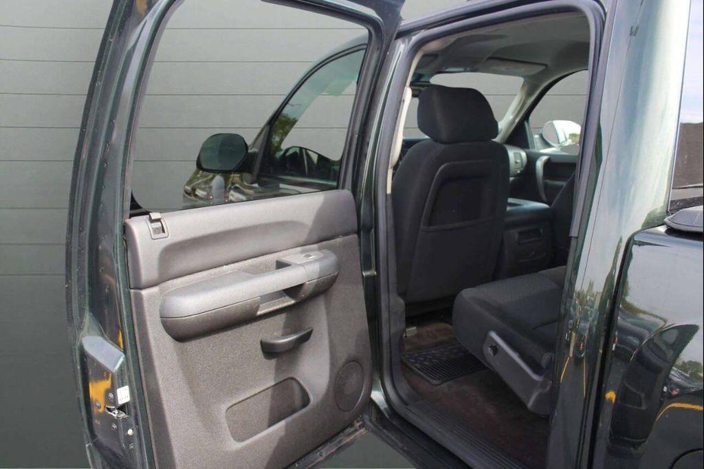 used 2013 Chevrolet Silverado 1500 car, priced at $18,999