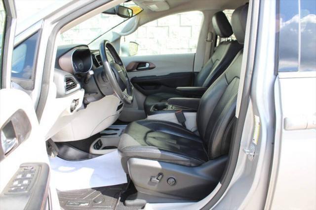 used 2018 Chrysler Pacifica car, priced at $19,999