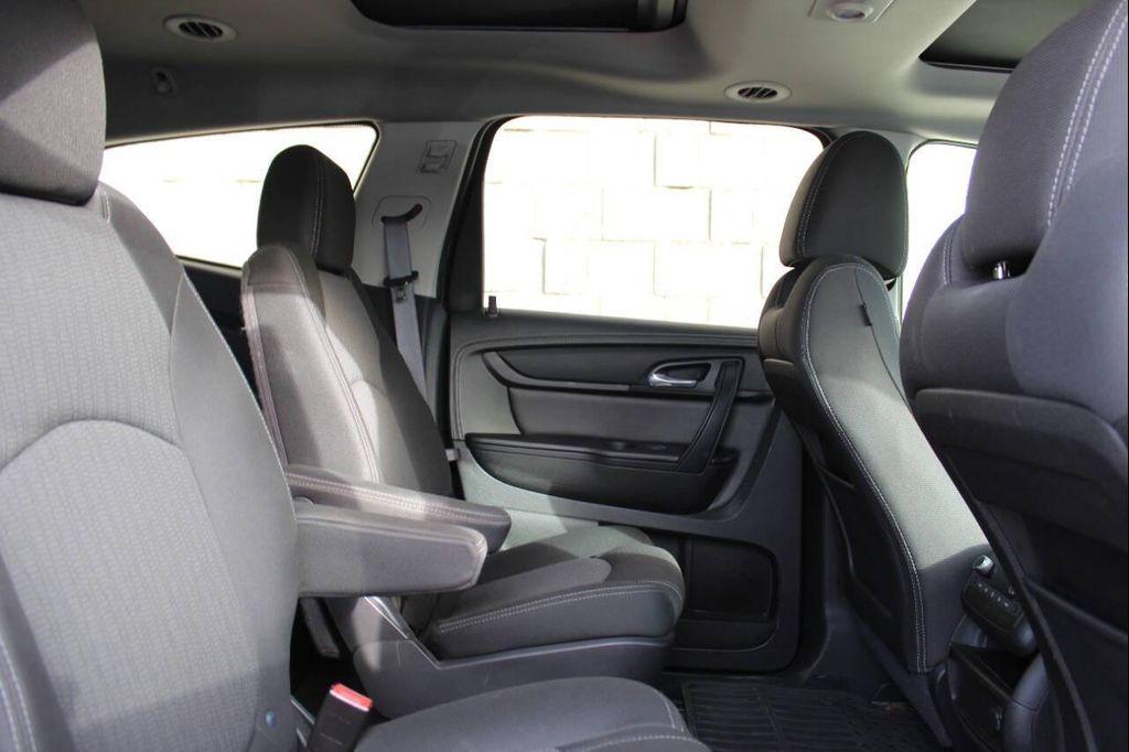 used 2015 Chevrolet Traverse car, priced at $8,999