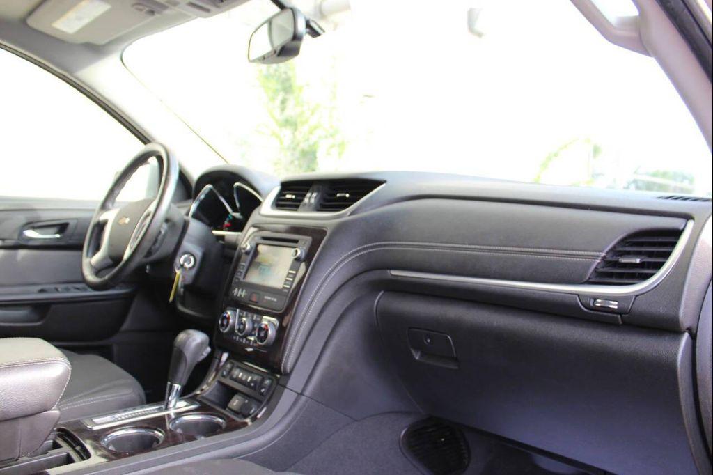used 2015 Chevrolet Traverse car, priced at $8,999