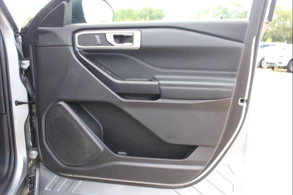 used 2020 Ford Explorer car, priced at $17,999