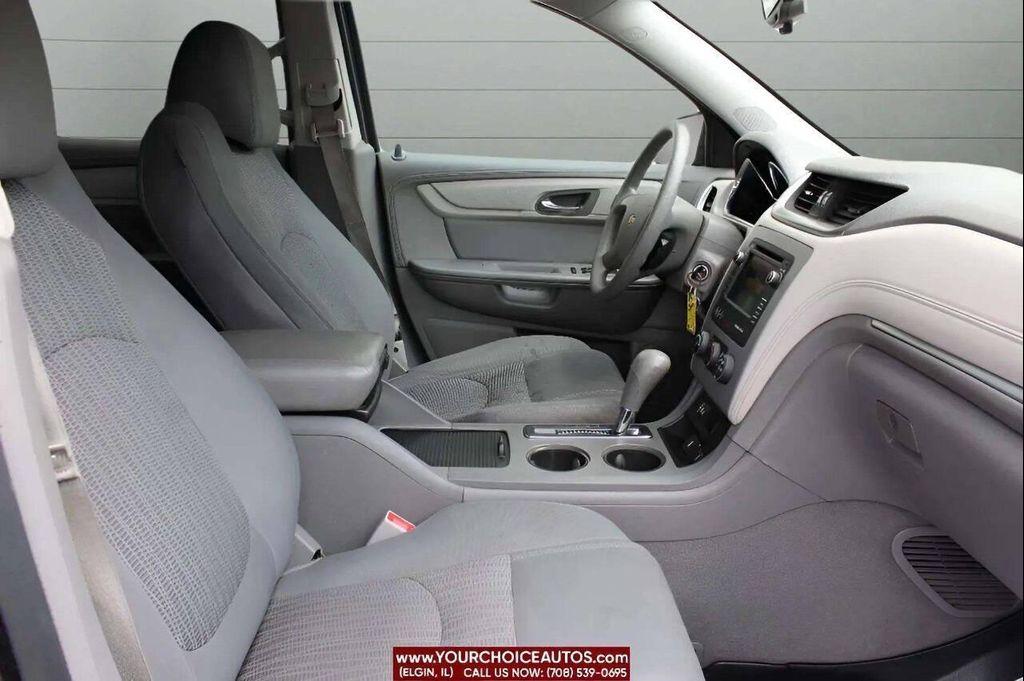 used 2016 Chevrolet Traverse car, priced at $5,812