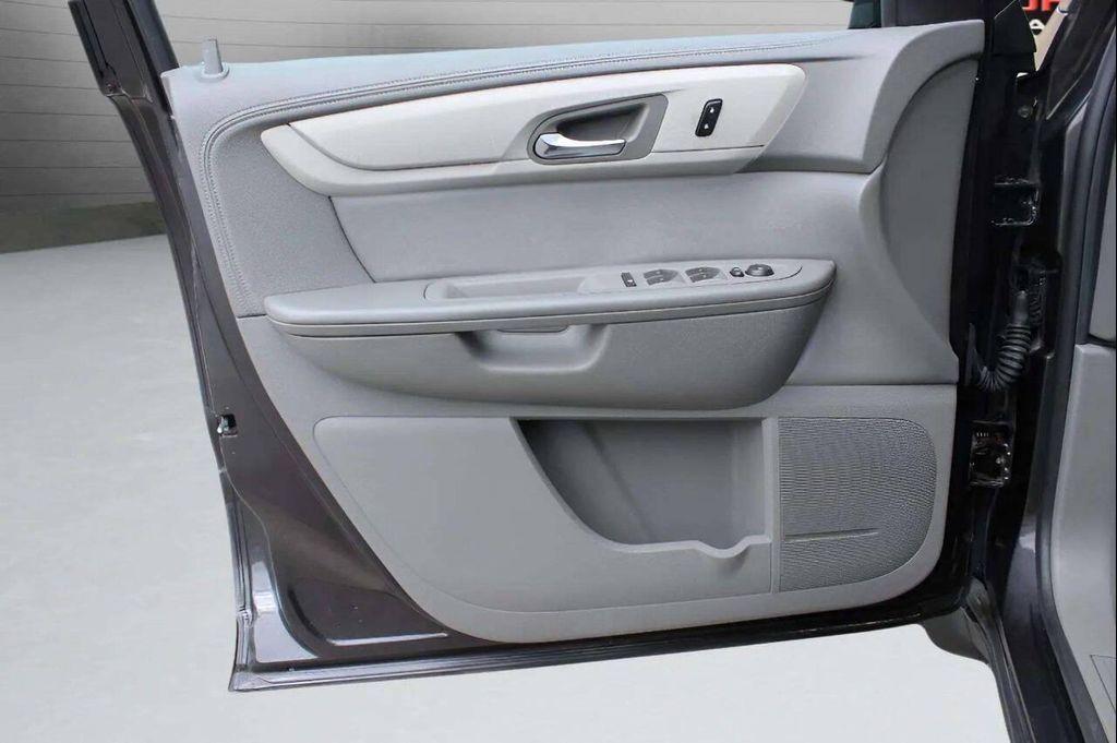 used 2016 Chevrolet Traverse car, priced at $5,812