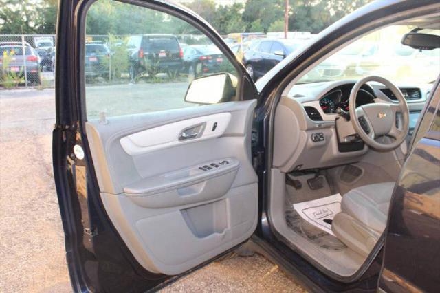 used 2017 Chevrolet Traverse car, priced at $8,999