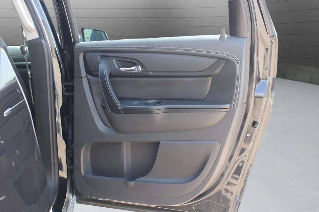 used 2016 Chevrolet Traverse car, priced at $9,811