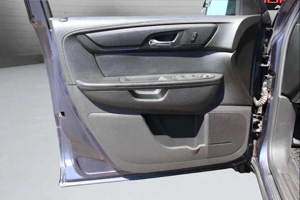 used 2014 GMC Acadia car, priced at $6,299