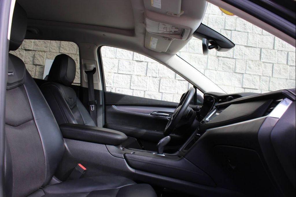 used 2017 Cadillac XT5 car, priced at $10,999